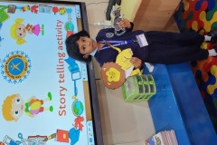 kg2-A-story-telling-4